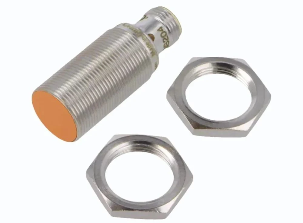 IGS204 Inductive Proximity Sensor